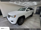 Used 2017 Jeep Grand Cherokee Limited image 2