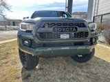 Used 2022 Toyota Tacoma TRD Off-Road image 3