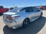 Used 2018 Toyota Camry SE image 5
