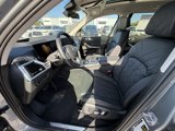 Used 2025 BMW X7 xDrive40i image 5