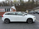 Used 2015 Volvo V60 T5 Platinum image 4