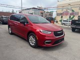 New 2025 Chrysler Pacifica Select image 3