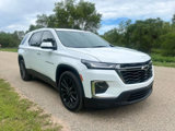 Used 2023 Chevrolet Traverse RS image 2