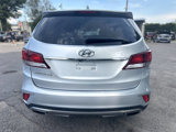 Used 2017 Hyundai Santa Fe SE image 6