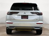 New 2025 Mitsubishi Outlander SE image 6