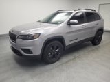 Used 2020 Jeep Cherokee Latitude Plus image 2