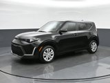Used 2023 Kia Soul LX image 3