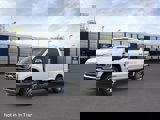 New 2025 Ford F250 4x4 Crew Cab Super Duty image 2