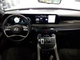 New 2025 Hyundai Palisade Calligraphy image 3