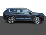 New 2025 Mitsubishi Outlander AWD image 3