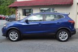 Used 2019 Nissan Rogue Sport SV w/ Technology Package image 2