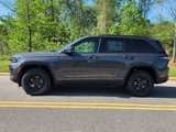 New 2025 Jeep Grand Cherokee Altitude image 3