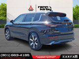 New 2025 Mitsubishi Outlander SE image 3