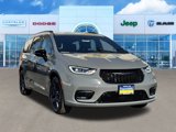 New 2025 Chrysler Pacifica Limited image 2