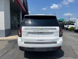 Used 2024 Chevrolet Suburban LT image 5
