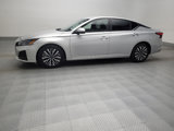 Used 2023 Nissan Altima 2.5 SV image 2