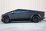 Used 2024 Tesla Cybertruck AWD Crew Cab image 4