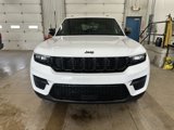 Used 2023 Jeep Grand Cherokee Altitude image 4