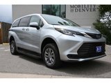 Used 2023 Toyota Sienna LE image 3