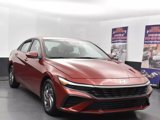 Used 2024 Hyundai Elantra SEL image 2