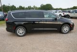 New 2026 Chrysler Pacifica Select image 3