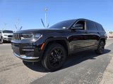 Used 2025 Jeep Grand Cherokee L Limited w/ Luxury Tech Group II image 3
