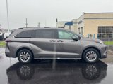 Used 2024 Toyota Sienna XLE image 2
