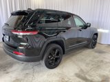 Used 2024 Jeep Grand Cherokee Limited w/ Luxury Tech Group II image 6