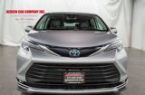 Used 2023 Toyota Sienna XLE image 2