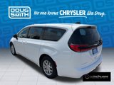 Certified 2024 Chrysler Pacifica Touring-L image 3