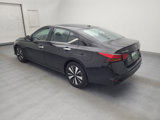 Used 2021 Nissan Altima 2.5 SV image 3