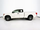 Used 2024 Nissan Titan SV image 4