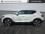 Used 2023 Volvo XC40 B5 Plus w/ Protection Package Premier image 3