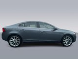 Used 2017 Volvo S60 T5 Inscription Platinum w/ Climate Package image 2
