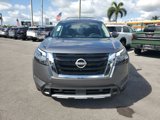 New 2025 Nissan Pathfinder Platinum image 2
