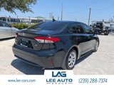 Used 2022 Toyota Corolla LE image 3