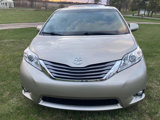 Used 2017 Toyota Sienna XLE image 2