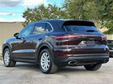 Used 2019 Porsche Cayenne w/ Premium Package image 5