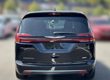 New 2026 Chrysler Pacifica Select image 4