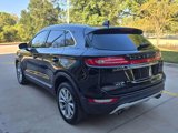 Used 2019 Lincoln MKC Select w/ Select Plus Package image 3
