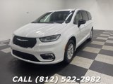 New 2025 Chrysler Pacifica Select image 1