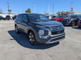 New 2025 Mitsubishi Outlander SE image 3