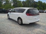 New 2025 Chrysler Pacifica Select image 5