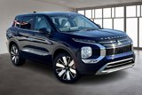 New 2025 Mitsubishi Outlander SE image 3