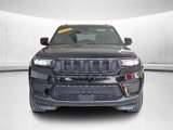 New 2025 Jeep Grand Cherokee Altitude image 2