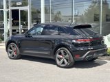 Used 2023 Porsche Macan S w/ Premium Package image 4