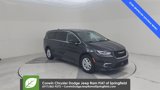 Used 2024 Chrysler Pacifica Touring-L image 3