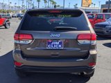 Used 2021 Jeep Grand Cherokee Laredo image 3