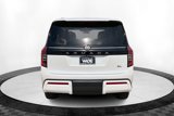 New 2025 Nissan Armada SL w/ Captain's Chari Seat Package image 4