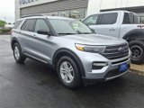 Certified 2022 Ford Explorer XLT w/ Equipment Group 202A image 2